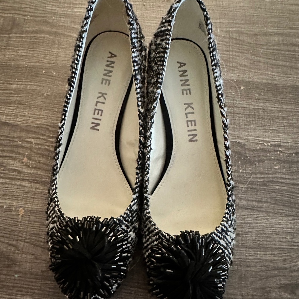 Anne Klein “Happy” SZ 10 Tweed Block Heel Pumps! New!